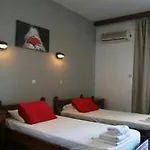 Apart Otel Platon *
