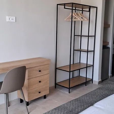 Aparthotel Platon
