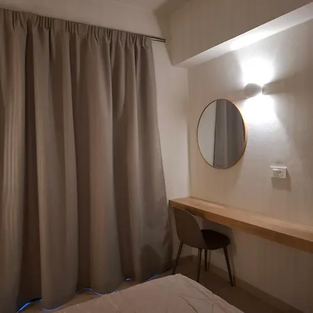 Hotel apartamentowy Platon