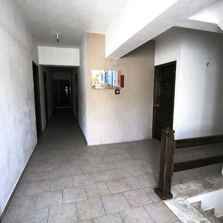 Aparthotel Platon