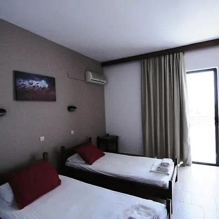 Platon Aparthotel
